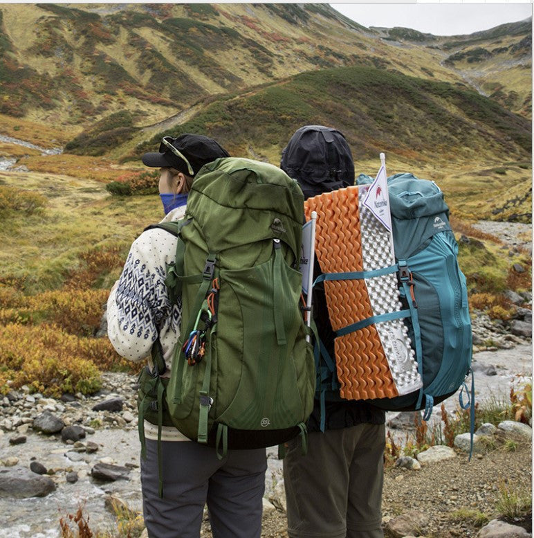 Discover the Ultimate Hiking Companion: Our Large Capacity Backpack
